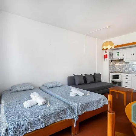 Apartment 104 - Dream Lodging